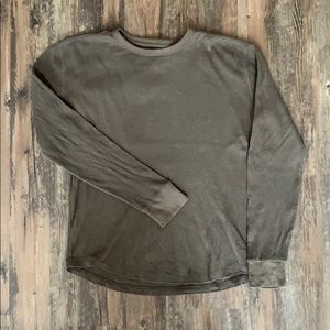 🆕Gap men’s green waffle thermal crew neck shirt🆕